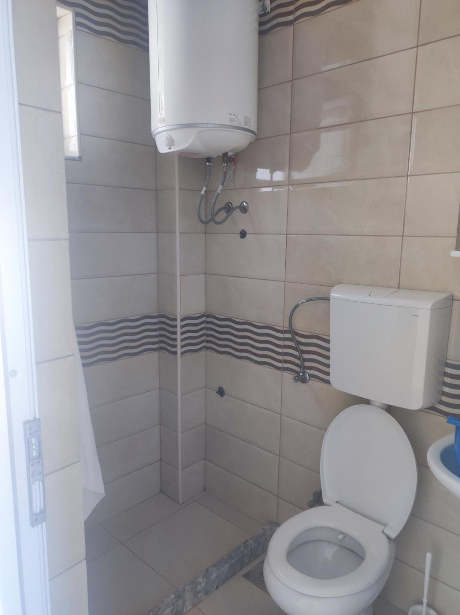 Tahiri Bellevue Apartments 울친 외부 사진