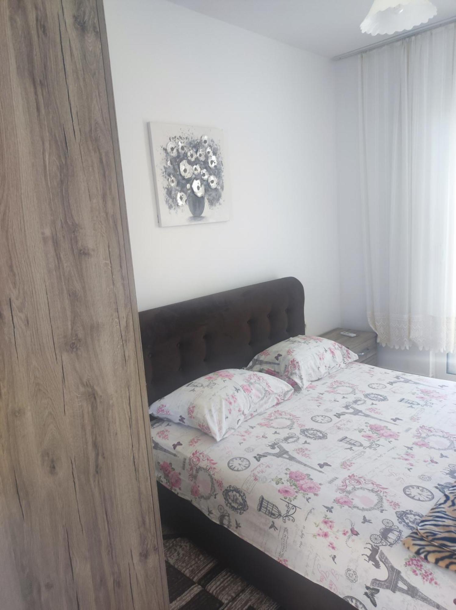 Tahiri Bellevue Apartments 울친 외부 사진