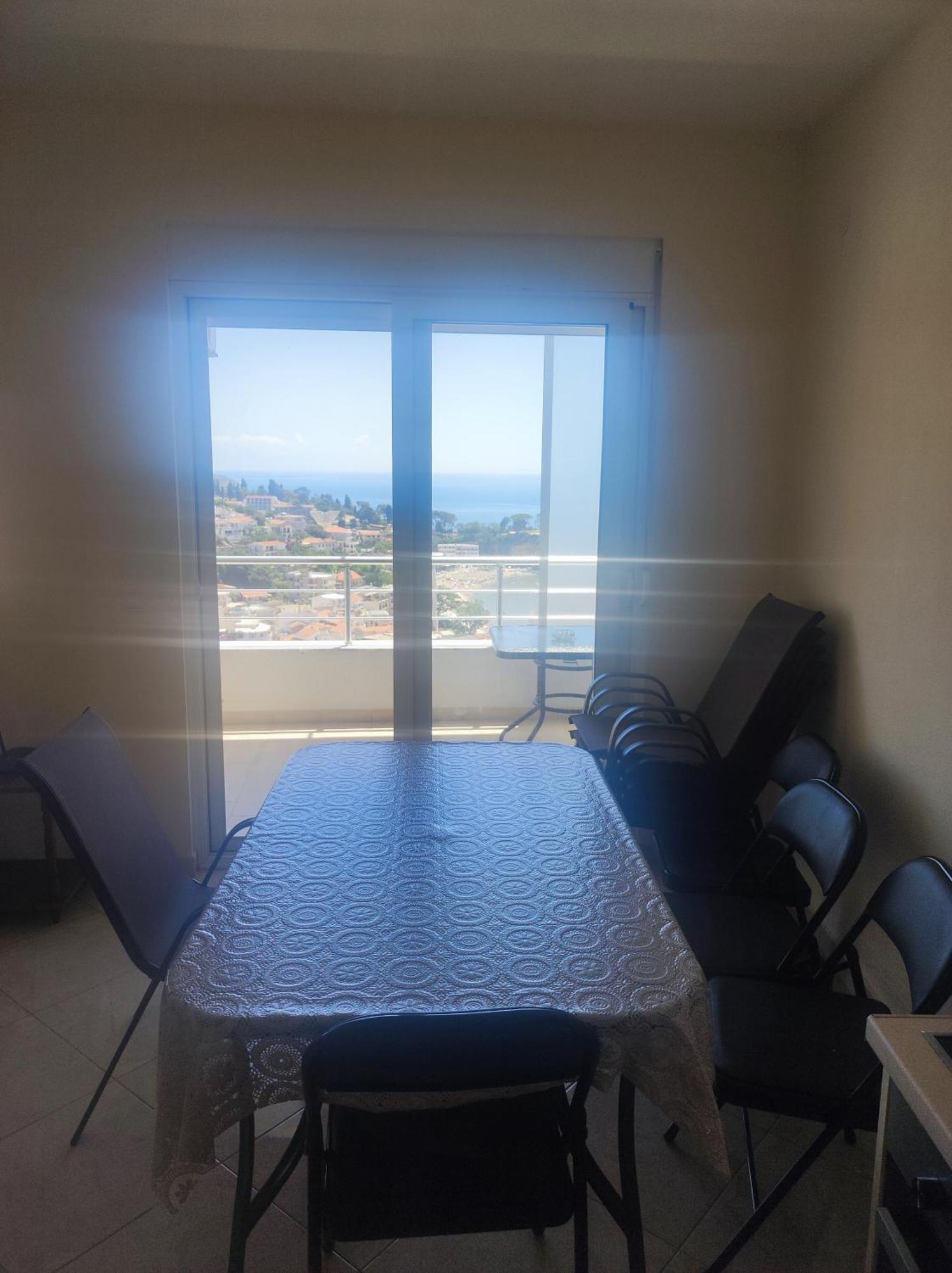 Tahiri Bellevue Apartments 울친 외부 사진